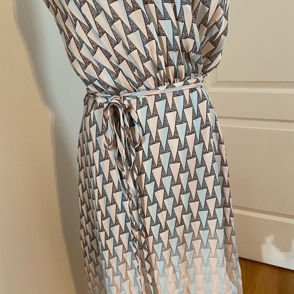 Rebecca Minkoff Geometric Print Silk Wrap Dress Size 4 - Picture 4 of 8